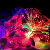 Светодиодная гирлянда «Цветы» сиреневые 28 LED
